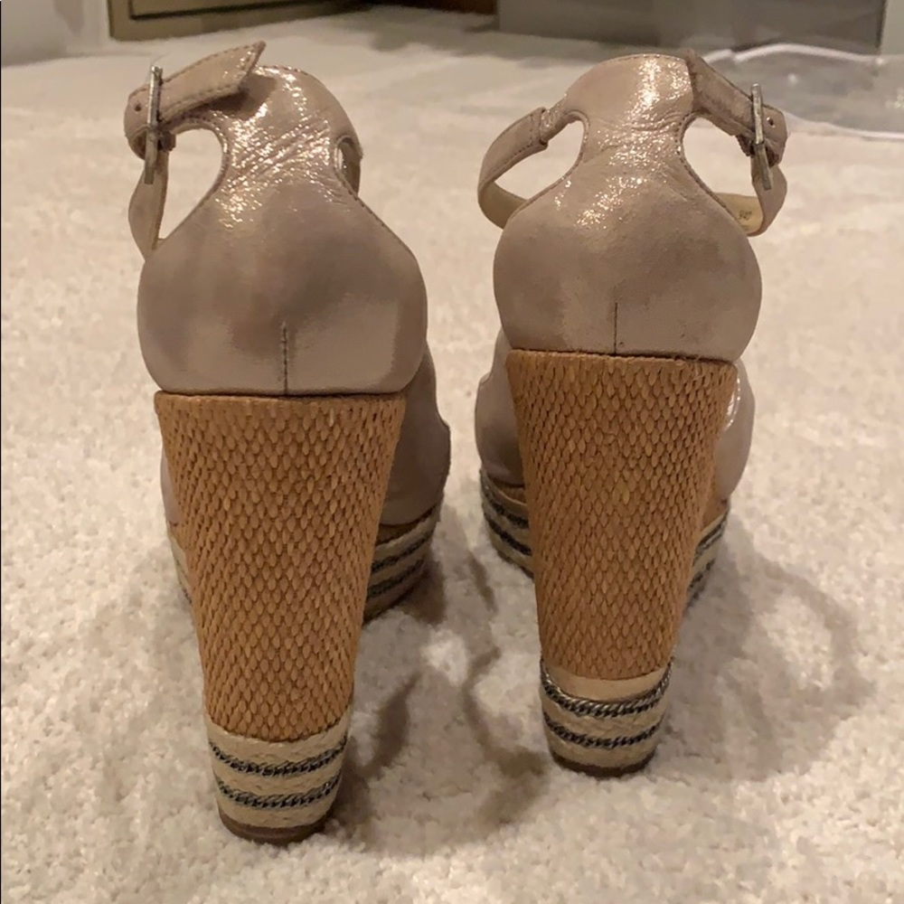 Shoes - Picture 3 of 3